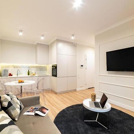 Mennica Residence Luxury Location Warsawa Bagian luar foto