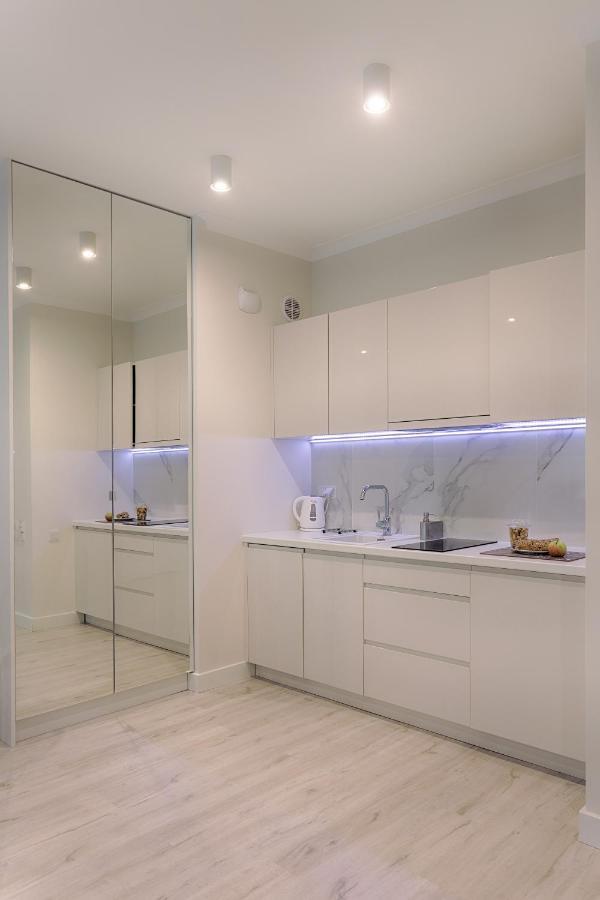 Mennica Residence Luxury Location Warsawa Bagian luar foto