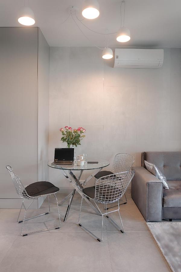 Mennica Residence Luxury Location Warsawa Bagian luar foto