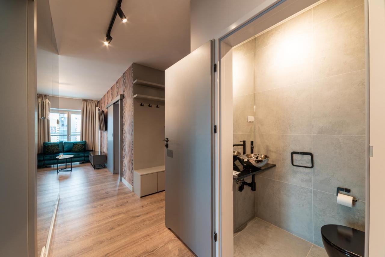 Mennica Residence Luxury Location Warsawa Bagian luar foto