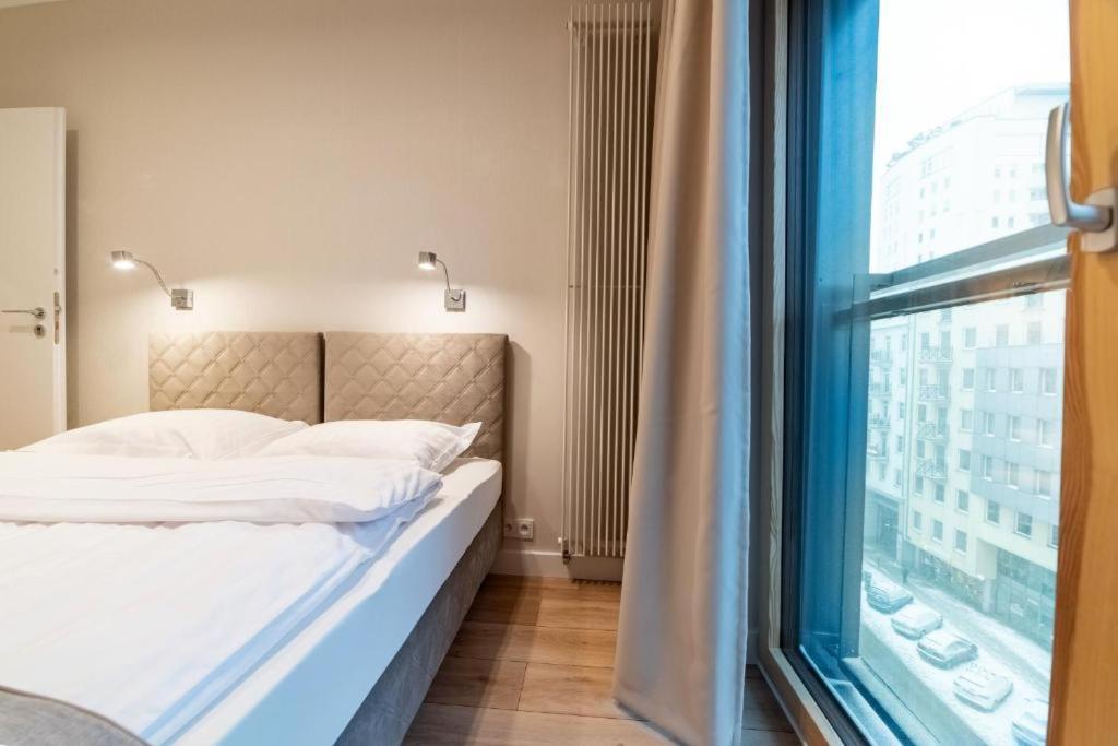 Mennica Residence Luxury Location Warsawa Bagian luar foto