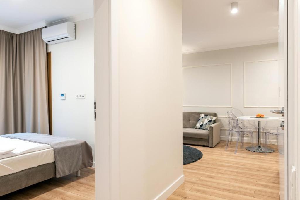 Mennica Residence Luxury Location Warsawa Bagian luar foto